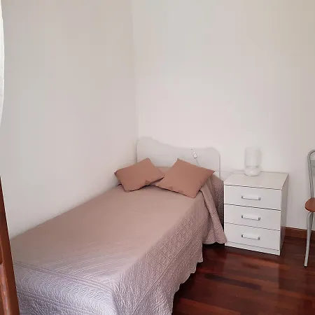Apartment Bed & Parking *